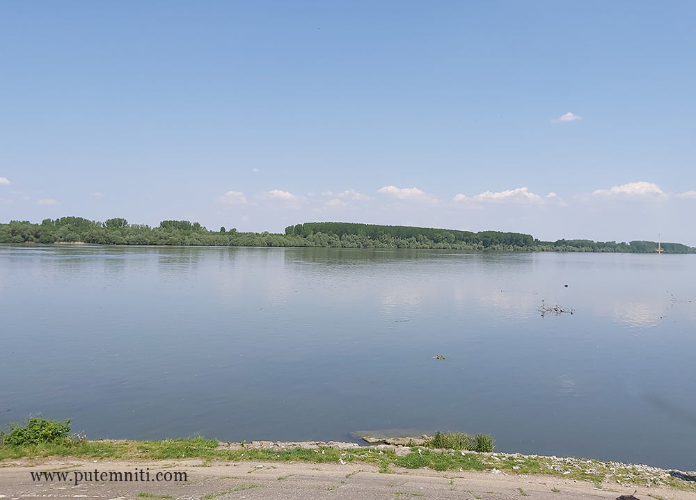 Smederevska ada u Dunavu