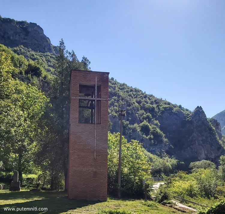 Manastir Sveta Petka Iverica_zvonik